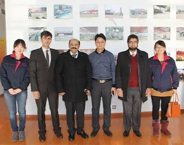 Visita de cliente 1 Clientes de visita en Xinguangzheng, en Qingdao