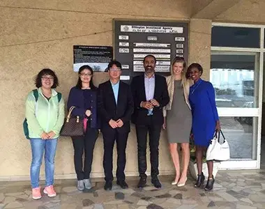 Visita de cliente 2 Clientes de visita en Xinguangzheng, en Qingdao