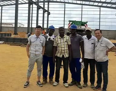 Visita del cliente 9 Clientes de visita en Xinguangzheng, en Qingdao